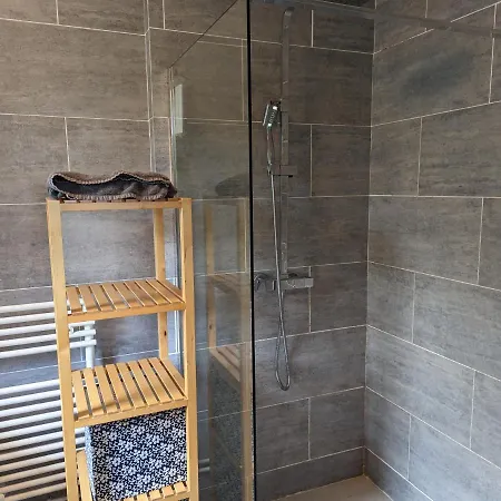 Self-catering Studio+kitchen+parking Διαμέρισμα *