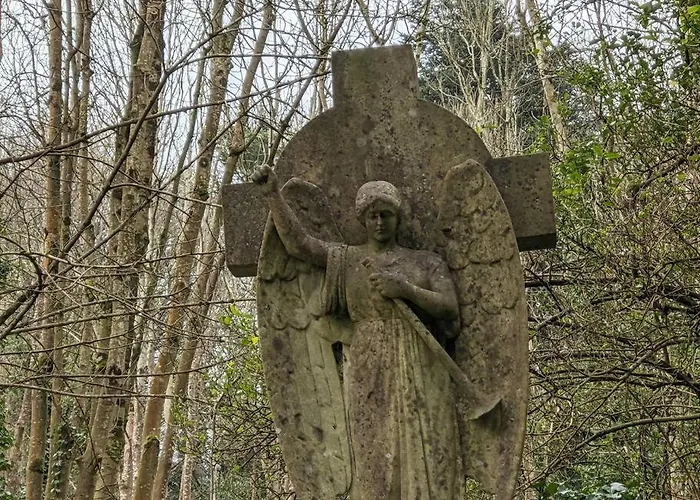 Self-catering Studio+kitchen+parking Бристоль